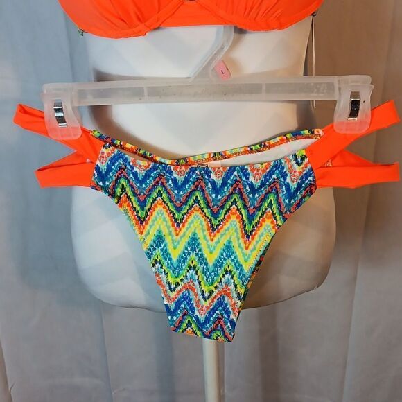 Apparel America 2pc. Bikini - Picture 3 of 8